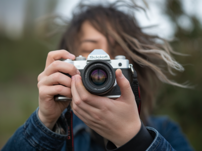 Wie entwerfe ich eine hörbare bildserie für Instagram, die in drei akustische phasen gegliedert ist